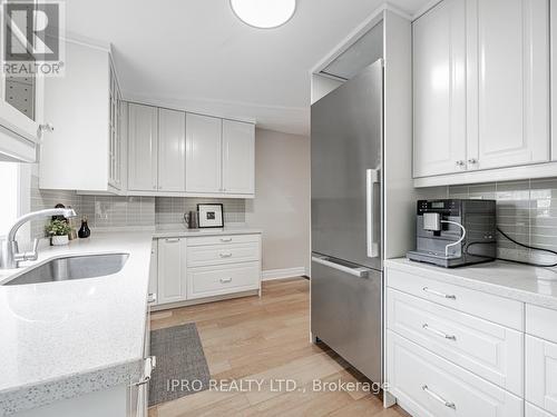 358 Sammon Avenue, Toronto, ON - Indoor Photo Showing Kitchen