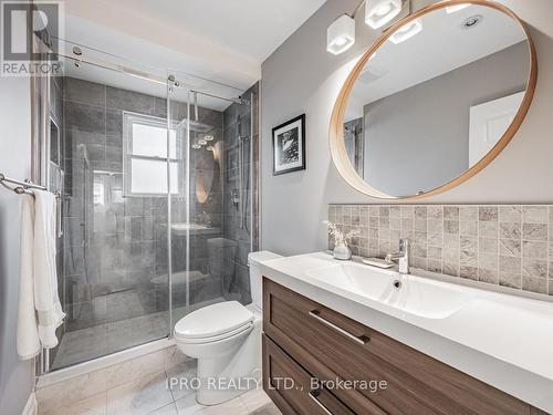 358 Sammon Avenue, Toronto, ON - Indoor Photo Showing Bathroom