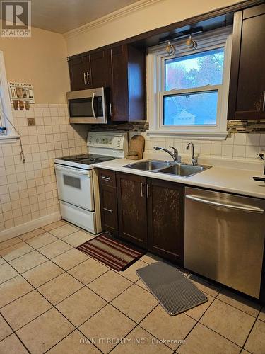 50 Jackson Avenue, Kitchener, ON - Indoor Photo Showing Kitchen With Double Sink