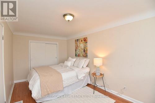 214 Sherman Avenue N, Hamilton, ON - Indoor Photo Showing Bedroom