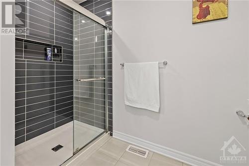 Ensuite Bathroom - Standing Shower - 62 Viceroy Mews, Ottawa, ON - Indoor Photo Showing Bathroom