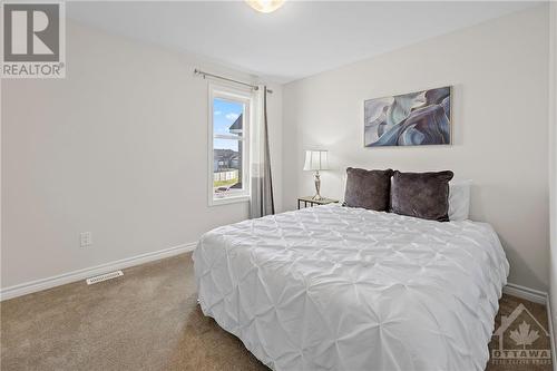 Bedroom 3rd - 62 Viceroy Mews, Ottawa, ON - Indoor Photo Showing Bedroom