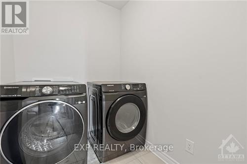 62 Viceroy Mews, Ottawa, ON - Indoor Photo Showing Laundry Room