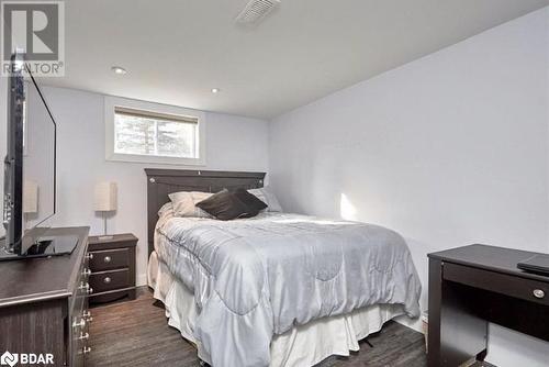 219 Huronia Road Unit# Lower Level, Barrie, ON - Indoor Photo Showing Bedroom