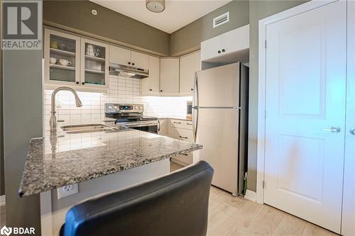 54 Koda Street Unit# 112, Barrie, ON - Indoor Photo Showing Kitchen With Double Sink With Upgraded Kitchen