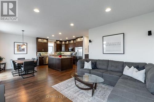 66 Havenwood Street, Middlesex Centre (Ilderton), ON - Indoor Photo Showing Living Room