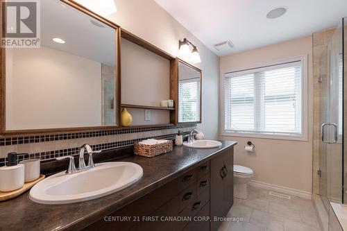 66 Havenwood Street, Middlesex Centre (Ilderton), ON - Indoor Photo Showing Bathroom