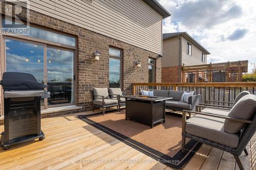 66 Havenwood Street, Middlesex Centre (Ilderton), ON - Outdoor With Deck Patio Veranda With Exterior