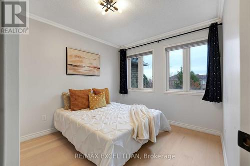 74 Giancola Crescent, Vaughan, ON - Indoor Photo Showing Bedroom