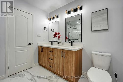 74 Giancola Crescent, Vaughan, ON - Indoor Photo Showing Bathroom