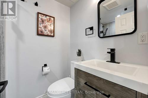 74 Giancola Crescent, Vaughan, ON - Indoor Photo Showing Bathroom