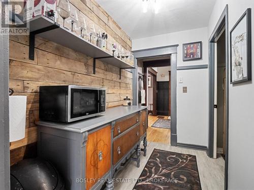 176 Russell Avenue, St. Catharines (451 - Downtown), ON - Indoor Photo Showing Other Room