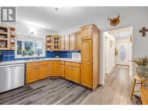 15902 Prairie Valley Road, Summerland, BC - Indoor Photo Showing Kitchen With Double Sink