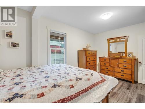 15902 Prairie Valley Road, Summerland, BC - Indoor Photo Showing Bedroom