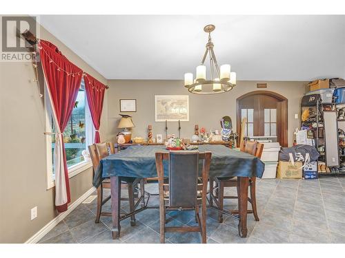 15902 Prairie Valley Road, Summerland, BC - Indoor Photo Showing Dining Room