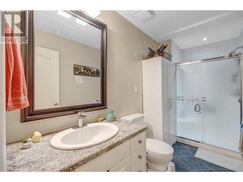 15902 Prairie Valley Road, Summerland, BC - Indoor Photo Showing Bathroom