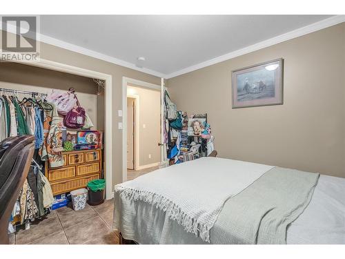 15902 Prairie Valley Road, Summerland, BC - Indoor Photo Showing Bedroom