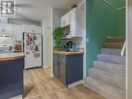 429 Young Street Unit# 101, Penticton, BC - Indoor Photo Showing Kitchen