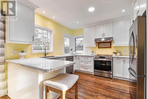 91 Riverside Drive S, Oshawa (Donevan), ON - Indoor Photo Showing Kitchen With Stainless Steel Kitchen With Upgraded Kitchen