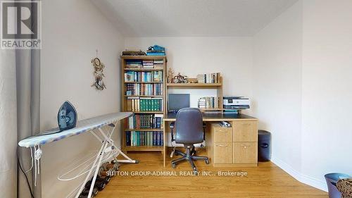 4 Old Orchard Crescent, Richmond Hill, ON - Indoor Photo Showing Office