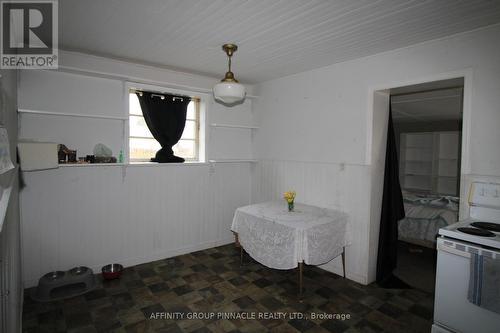 89 Lindsay Street, Kawartha Lakes (Fenelon Falls), ON - Indoor Photo Showing Kitchen