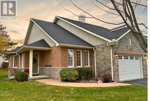 20 Village Crescent, Peterborough (Monaghan), ON - Outdoor With Facade