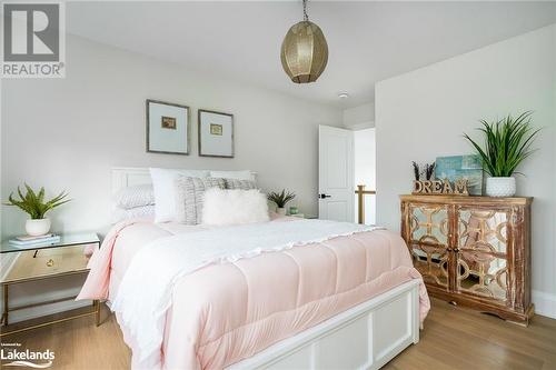 103 Springside Crescent, The Blue Mountains, ON - Indoor Photo Showing Bedroom