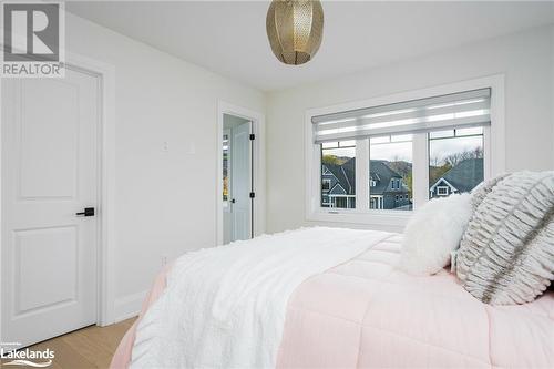 103 Springside Crescent, The Blue Mountains, ON - Indoor Photo Showing Bedroom