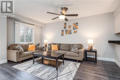 275 Eiwo Court Unit# 303, Waterloo, ON - Indoor Photo Showing Living Room