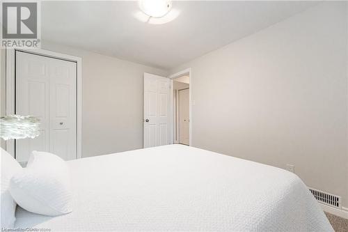 604 Glen Forrest Boulevard Unit# Upper, Waterloo, ON - Indoor Photo Showing Bedroom