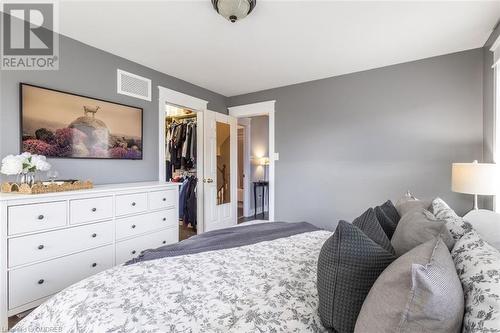 259 Littlewood Drive, Oakville, ON - Indoor Photo Showing Bedroom