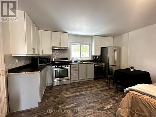 1 - 512 Mosley Street, Wasaga Beach, ON - Indoor Photo Showing Kitchen