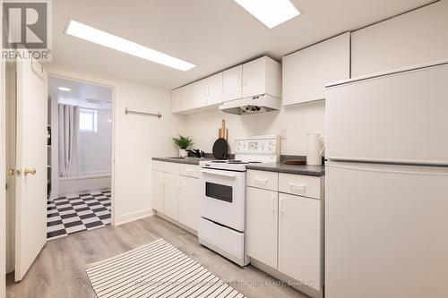 61 Fairview Avenue, Toronto, ON - Indoor Photo Showing Kitchen