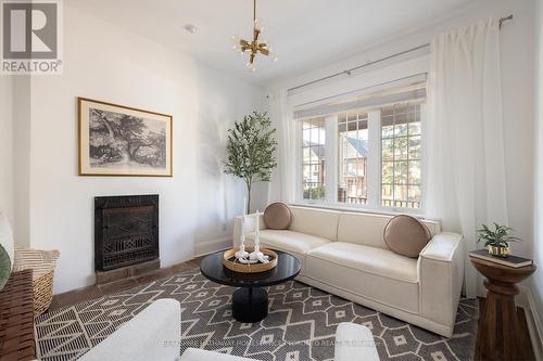 61 Fairview Avenue, Toronto, ON - Indoor Photo Showing Living Room