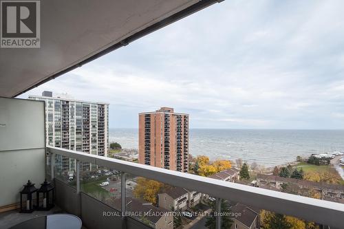 1607 - 2263 Marine Drive, Oakville, ON - Outdoor With Body Of Water With Balcony With View