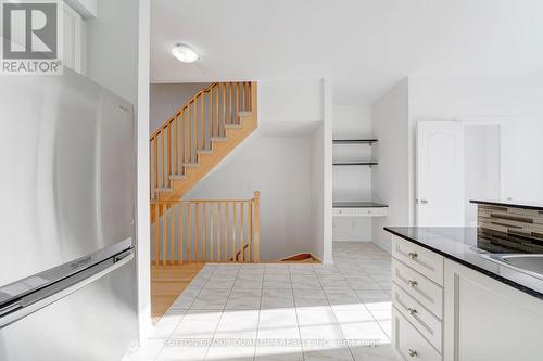 8 Cailiff Street, Brampton, ON - Indoor Photo Showing Kitchen