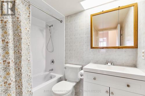 1503 - 1580 Mississ Vly Boulevard, Mississauga, ON - Indoor Photo Showing Bathroom