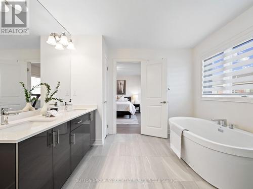 1166 Raspberry Terrace, Milton, ON - Indoor Photo Showing Bathroom