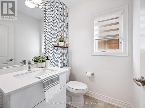 1166 Raspberry Terrace, Milton, ON - Indoor Photo Showing Bathroom