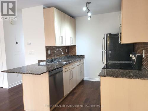 25 Oakmount Road, Toronto, ON - Indoor Photo Showing Kitchen With Double Sink