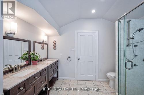 1638 Birchwood Drive, Mississauga, ON - Indoor Photo Showing Bathroom