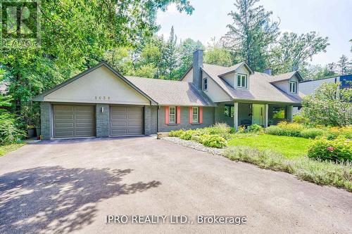 1638 Birchwood Drive, Mississauga, ON - Outdoor With Facade