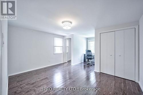 1638 Birchwood Drive, Mississauga, ON - Indoor Photo Showing Other Room