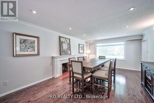 1638 Birchwood Drive, Mississauga, ON - Indoor Photo Showing Dining Room