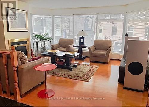 3 - 12 Clarence Street, Ottawa, ON - Indoor Photo Showing Living Room With Fireplace