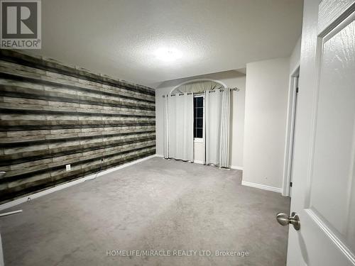 10 Meadowridge Street, Kitchener, ON - Indoor Photo Showing Other Room