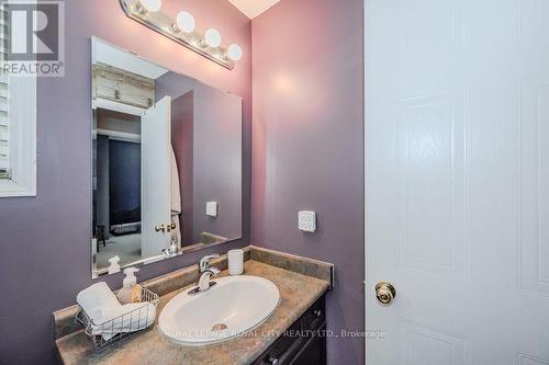 727 Zermatt Drive, Waterloo, ON - Indoor Photo Showing Bathroom