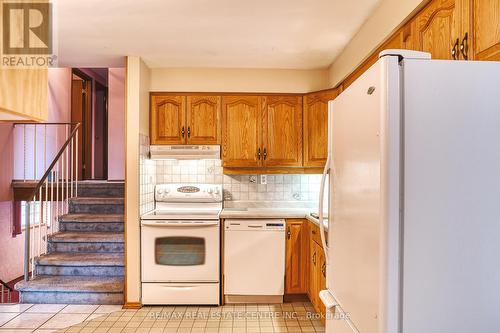 272 John Street, Centre Wellington, ON - Indoor Photo Showing Kitchen