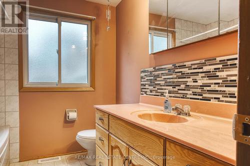 272 John Street, Centre Wellington, ON - Indoor Photo Showing Bathroom