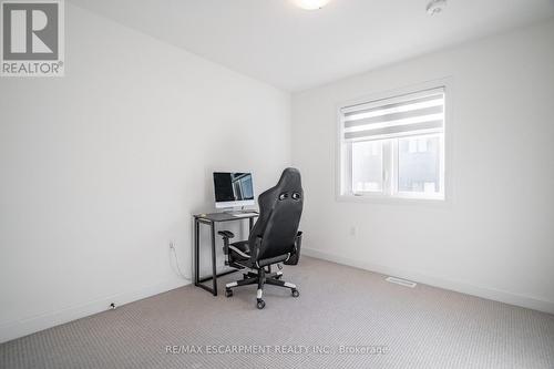 33 Southam Lane, Hamilton, ON - Indoor Photo Showing Office